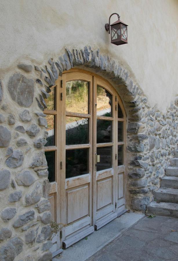 Bed and Breakfast Maison Cimarron à Châteauroux-les-Alpes Extérieur photo