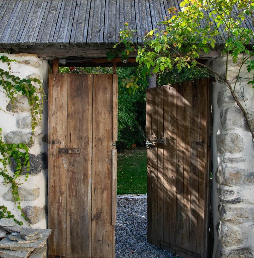 Bed and Breakfast Maison Cimarron à Châteauroux-les-Alpes Extérieur photo